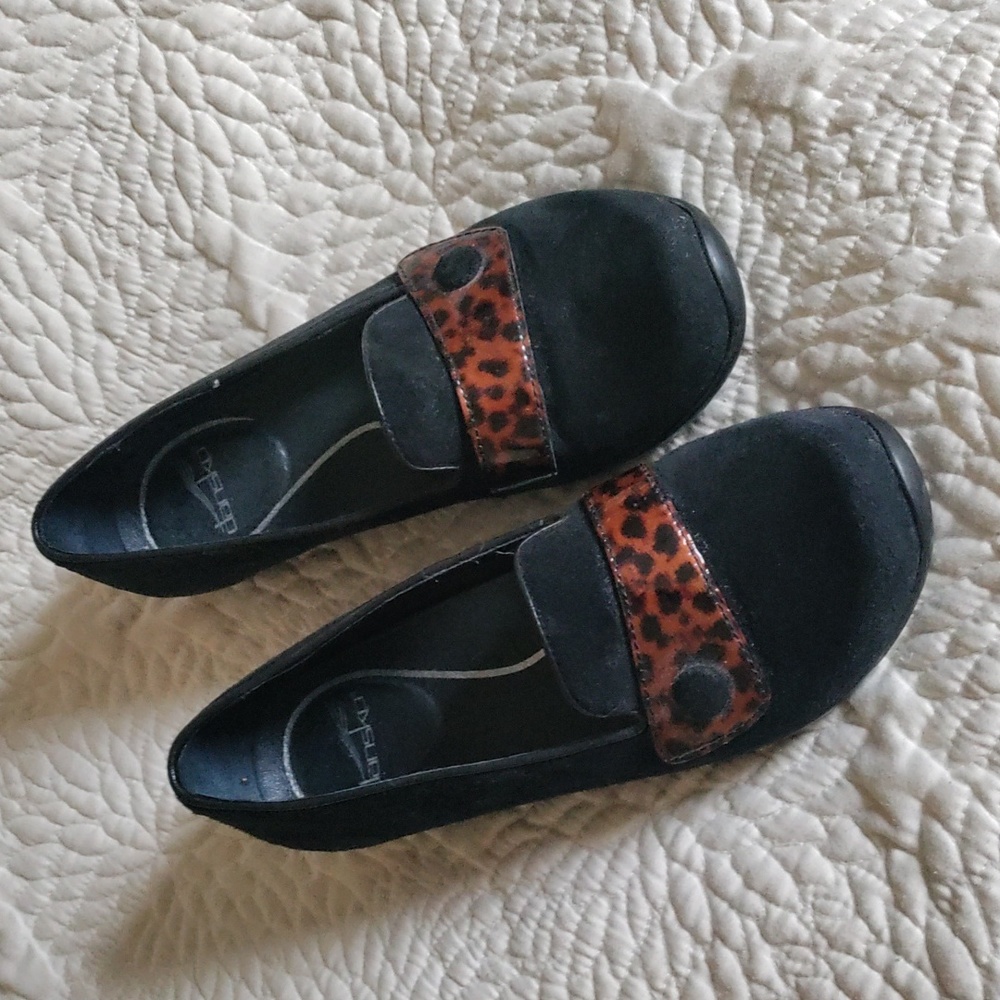Dansko Olena Black Slip On Women's 39